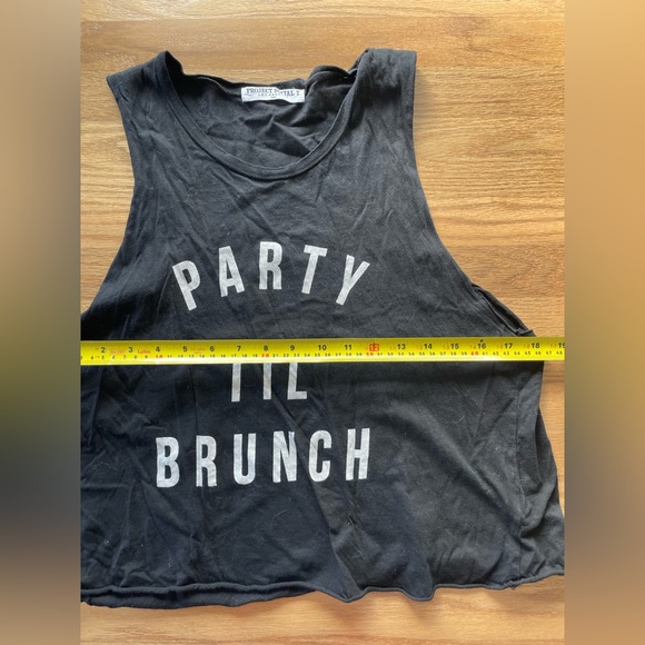 Fun beach top! - Picture 6 of 9